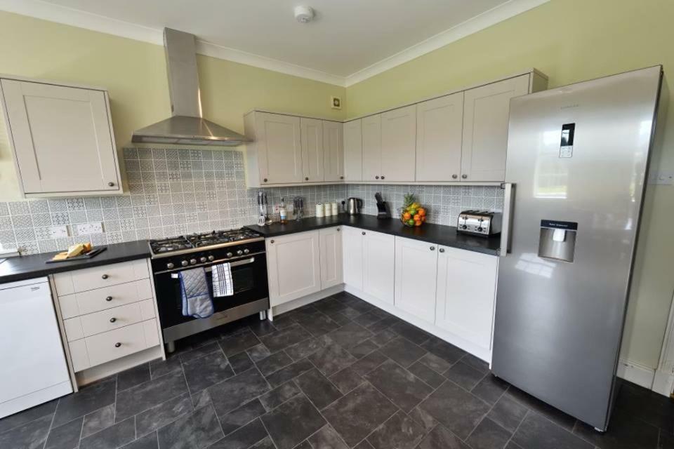 Knocklea Villa ออลเนส ภายนอก รูปภาพ